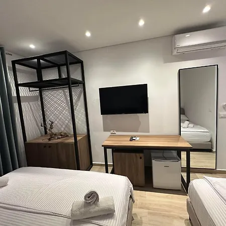 מלון Trifoni Përmet