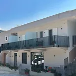 Hotel Trifoni *