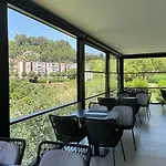Hotel Trifoni *