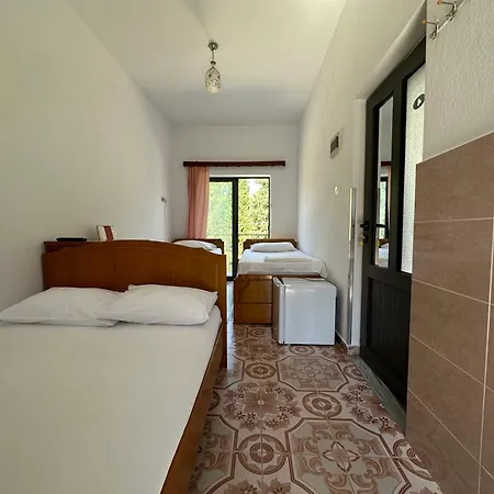 Trifoni Hotel Përmet