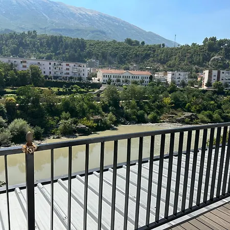 Trifoni Hotel *
